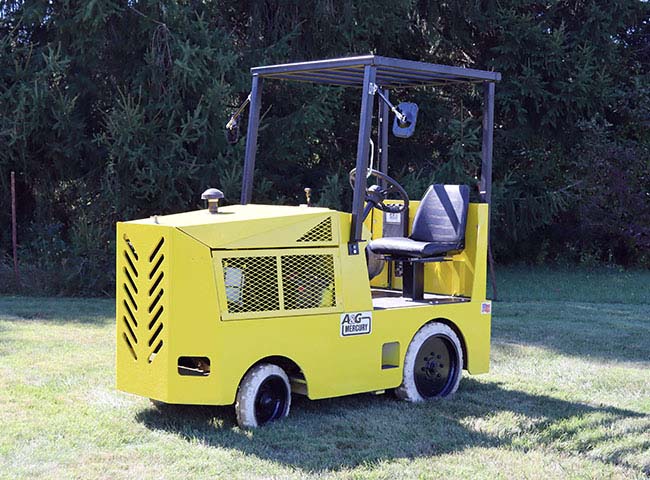 Tow Tractors