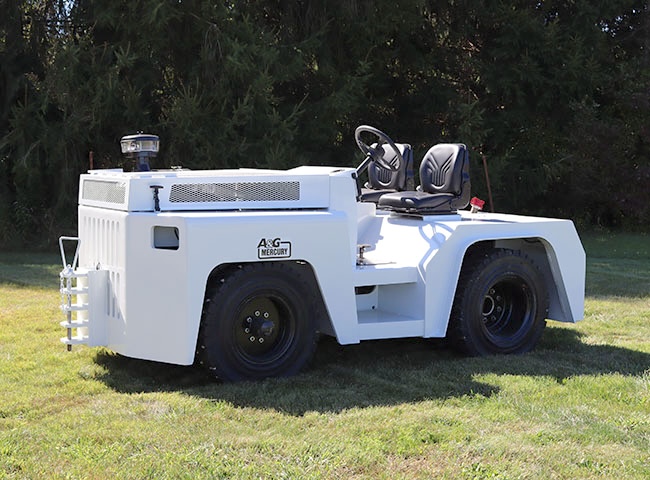 1000 series tow tractor