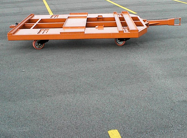 chain steer trailer